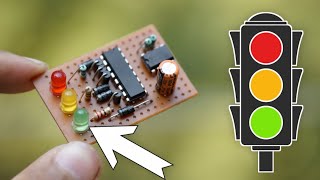 How to make a Traffic light using CD4017 and NE555 [upl. by Lorin]