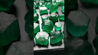 This stunning natural emerald Weighting 240 Carats and sourced from the Swat mine 77058130519 [upl. by Nhar]