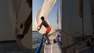 Perfect Foredeck Spinnaker Gybe on a J105 sailboat sailingboat motivation boats [upl. by Loeb15]