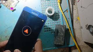 Samsung J4 Charging Error fix  Battery temperature too High  Problem Solution [upl. by Ogden]