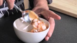 Recette de cappuccino davocat et crevettes pour lentrée [upl. by Anett]