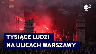 Organizatorzy wstępnie mówią o znakomitej frekwencji Marsz Niepodległości w Warszawie TVN24 [upl. by Lebisor]