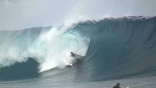 Surfing Restaurants and Cloudbreak in Tavarua Fiji [upl. by Yevi538]