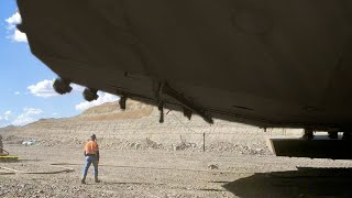 One of the largest mobile land machine ever built up close Dragline Excavator operation [upl. by Lazarus18]