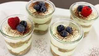 Tiramisu im Glas  Kitchen Artists [upl. by Etnovahs]