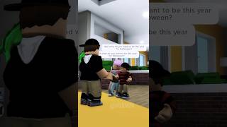 VuxVux picks Halloween costume with Dinker amp Kayla roblox brookhaven [upl. by Kristoforo163]