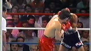 JULIO CESAR CHAVEZ VS RODOLFO AGUILAR 33 [upl. by Ahsilif957]