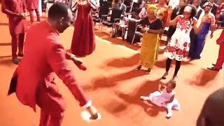 SHOCKING MIRACLE AS 2YRS CHILD STAND amp WALK FOR THE FIRST TIME  DUNAMIS CHURCH  DR PAUL ENENCHE [upl. by Helmut22]