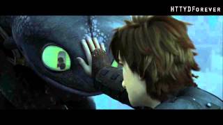 HTTYD 2  Hiccup and Toothless touching scene [upl. by Giffy]