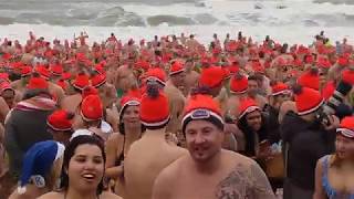 Nieuwjaarsduik 2018 2019 in Scheveningen [upl. by Leumek]