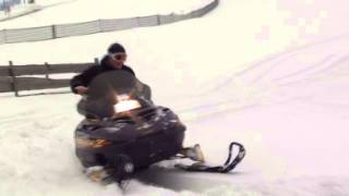 Fahrt mit Motorschlitten Snowmobile SkiDoo Formula Z500 gebraucht [upl. by Patrizia3]