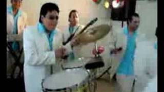 NUEVE LUNAS  INTERESADA  CUMBIA PERUANA [upl. by Inattyrb]