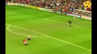 Ole Gunnar Solskjær red card [upl. by Hopkins827]