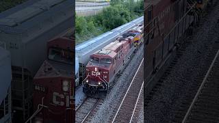 4x1 Manifest Pulling Into River Junction to Pick Up and Set Out [upl. by Shaylynn]