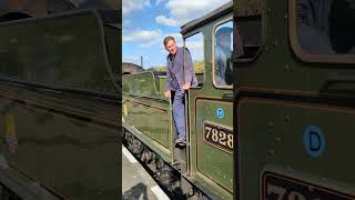 7828 quotodney manorquot passing Quorn and Woodhouse 51024 steamtrain trainspotting gcr railway [upl. by Nnylear]