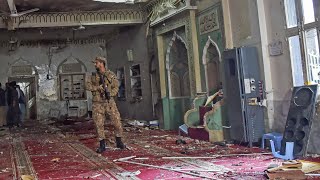 Viele Tote bei Explosion in Moschee in Pakistan  AFP [upl. by Aidnahs585]