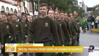 Três mil pessoas devem participar do desfile neste sábado em Chapecó [upl. by Arlie601]