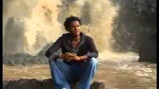 Abbush Zallaqaa Aayyoo Oromo Music [upl. by Hannaoj]