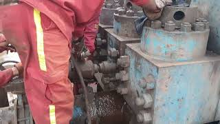 MUD PUMP DRILLING RIG OILFIELD WELL CONTROL REUGHNUCK PETROLEUM OILINDUSTRY WELL COMPLETION BLOWOUT [upl. by Thar]