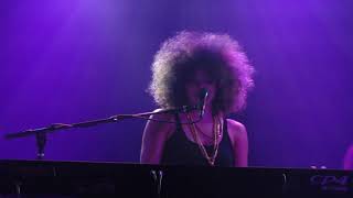 Kandace Springs Live at the Troubador in LA 10118 performing quotDont need the Real Thingquot [upl. by Limoli536]