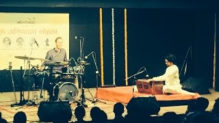 Tabla Peshkar on drums in Jhaptaal  Bernhard Schimpelsberger [upl. by Sherar]