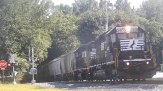 HD NS SD402 and GP382 on K42 in Ellendale DE [upl. by Quiteri]