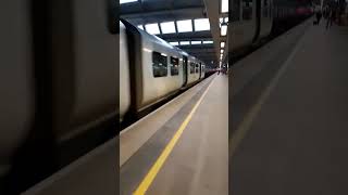 700 arrives into blackfriars railway travel viralvideo trainspotting fyp views [upl. by Felicie]