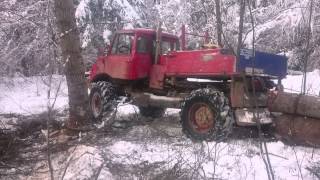 Mercedes Unimog snow extreme Lubo 8 [upl. by Llemrej]