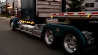 Kenworth w900L Cat Jake Brake Turbo Diesel W 900 [upl. by Airdnaz]