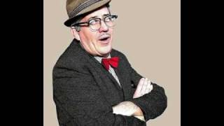 Count Arthur Strong calls Whipps Cross [upl. by Duwalt]