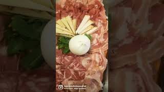 Tagliere di salumi e formaggi by prosciutteria cup neiperte youtubeshorts youtube imparaconme [upl. by Atsirc]