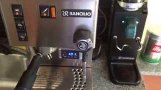 Making an espresso with a Rancilio Silvia wPID and Rancilio Rocky grinder [upl. by Brottman683]