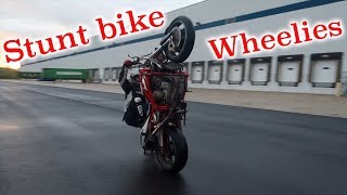 Kawasaki 636 stunt bike wheelie session [upl. by Aztiraj197]