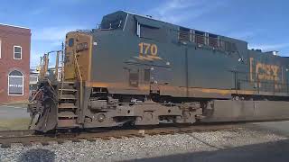 CSX Train Runs by the Depot Building Cairo Georgia [upl. by Epperson]