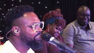 KENT EDUNJOBI THRILLS TWO COUPLES TO A WONDERFUL SURPRISE PERFORMANCE AT HIS UK AMPLIFIED CONCERT [upl. by Siclari]