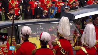 Funerali di Stato della Regina Elisabetta la cerimonia nellabbazia di Westminster DIRETTA [upl. by Aicekat911]