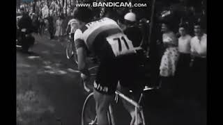 Tour de France 1959  Federico Bahamontès gagne le chrono du Puy de Dôme [upl. by Anse]