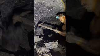 inshallah aik allah sab koch daiga 😭 automobile coalmining coal mining [upl. by Ayanal]