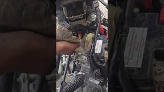 Sample of damaged fuel injector yamaha honda shortvideo likeandsubscribe ideas tips shorts [upl. by Marfe]