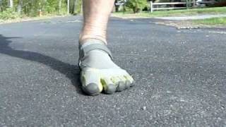 Forefoot Strike in Vibram Fivefingers  Super Slow Motion [upl. by Cagle]