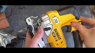 Tool review 16 DeWalt 20v XR jigsaw Wood working saw [upl. by Elliott]