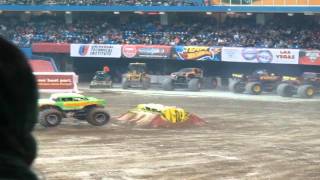 Monster Jam Toronto 2012 Saturday Avenger Freestyle [upl. by Mihar]