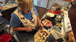 Salsbury Steak and Gravy quickweeknightmeal weeknightdinners leftovers [upl. by Devlen10]