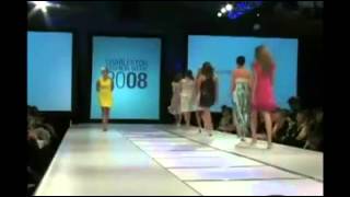 Ramp walk models falling Funny [upl. by Noivaz4]