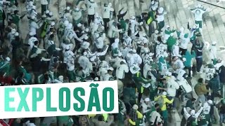 A reação da torcida na virada do Palmeiras contra o Peñarol [upl. by Haden]