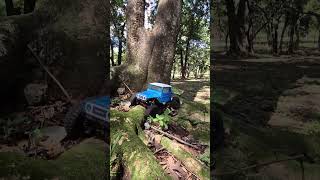 Testing the short wheelbase RC crawler rig custombuilt rccrawler toyotafj40 traxxastrx4 fj40 [upl. by Nade]