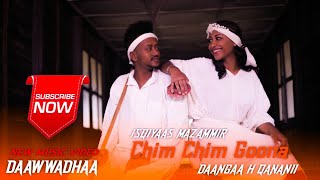 Eskyas Mezemir amp Danga H Qanani Chim Chim Goona New Ethiopian Oromo Music 2020 Official video [upl. by Airdnaz272]