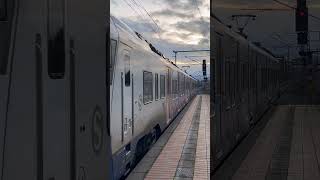 S5 der SBahn Hannover in HannoverVinnhorst zug trainspotting transdev stadler sbahn hannover [upl. by Yttik]