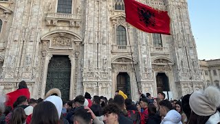 28 Nentori Festa e Flamurit ne Duomo [upl. by Nolly621]