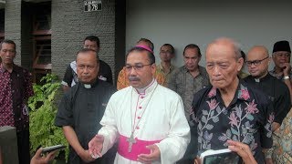 INILAH ISI DOA USKUP AGUNG KEPADA PELAKU PENYERANGAN GEREJA [upl. by Yrrehc486]